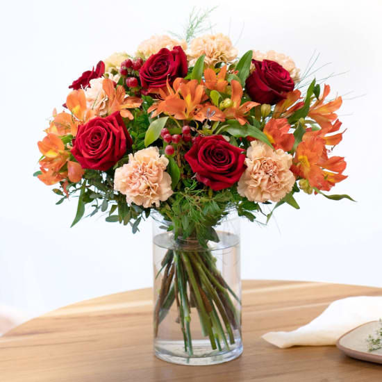 Mixed Bouquet of warm orange and red Shades