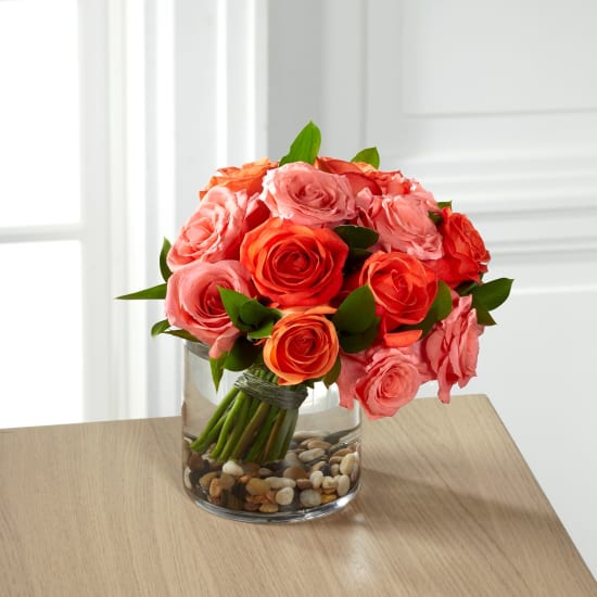 The FTD Blazing Beauty Rose Bouquet