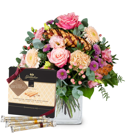 Blumenstrauss «Zarter Winter» mit Gottlieber Hüppen und «Happy Birthday»-Anhänger