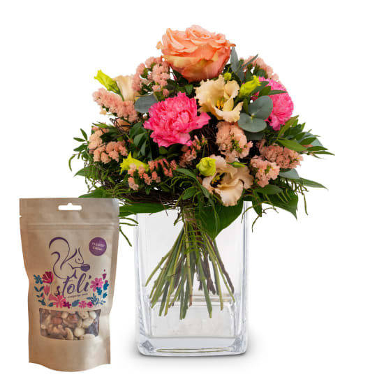 Blumenstrauss «Lovely» mit stoli-Nüssen – Fleurop Edition