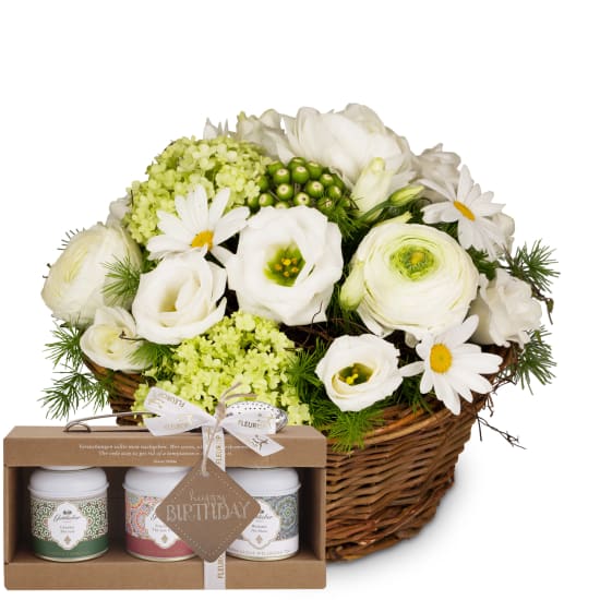 Flower arrangement «Spring Dream» with Gottlieber tea gift set and hanging gift tag «Happy Birthday»