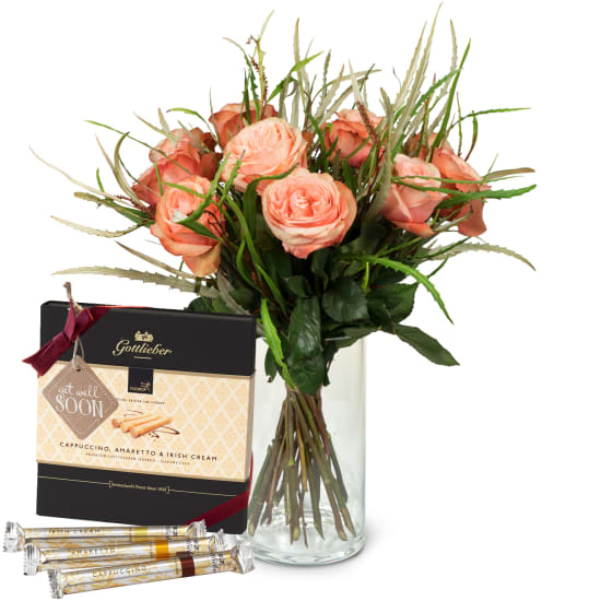12 Salmon Colored Roses with greenery and Gottlieber Hüppen and hanging gift tag «Get Well Soon»