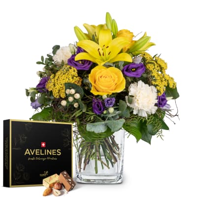 Blumenstrauss «Sommer-Sonne mit Lilien» und Avelines Pralinés von Maestrani