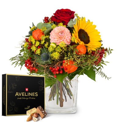 Blumenstrauss «Hit des Spätsommers» mit Avelines Pralinés von Maestrani