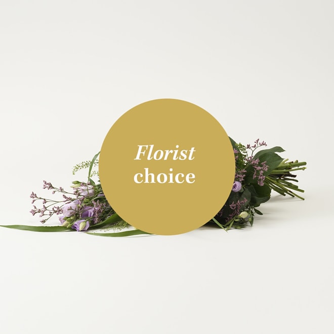 Mixed cut flowers