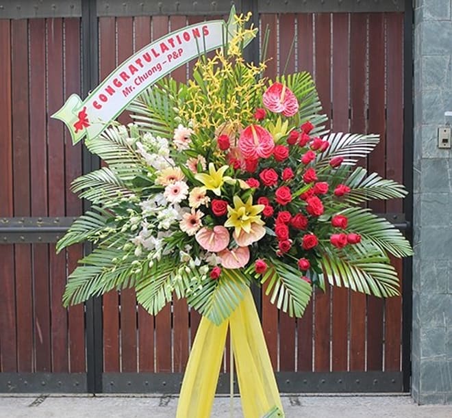Congratulations standing arrangement