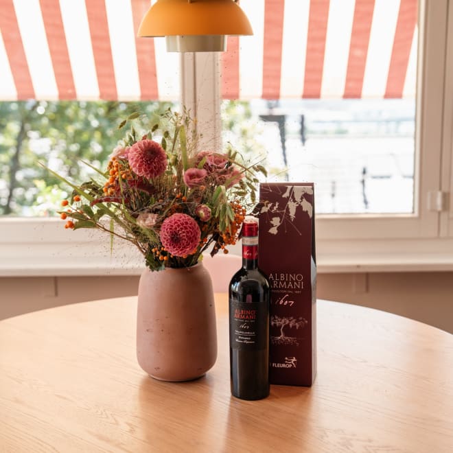 Bouquet champêtre « Soft Poetry » avec Ripasso Albino Armani DOC (75 cl)