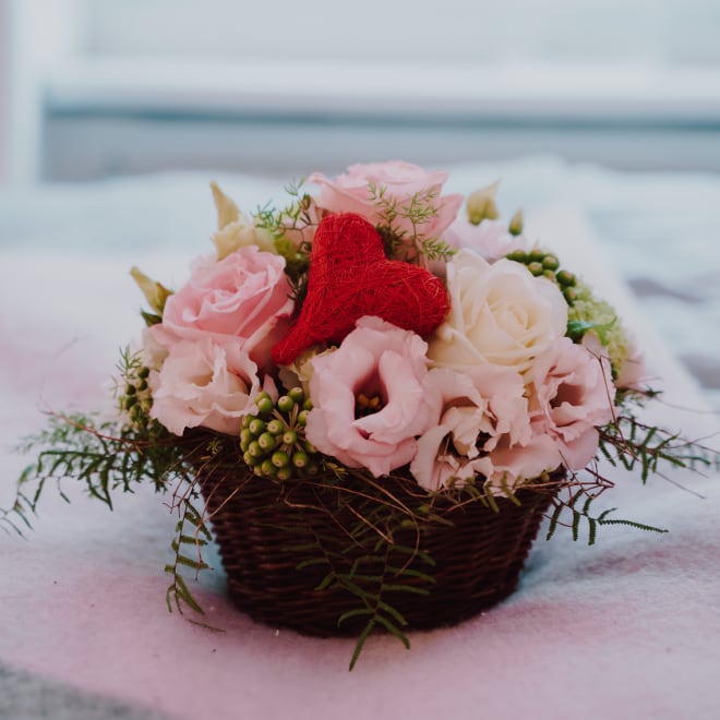 Fleurop Blumenkorb Eine Botschaft voller Liebe