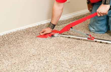 Carpet Repair & Restretching title=