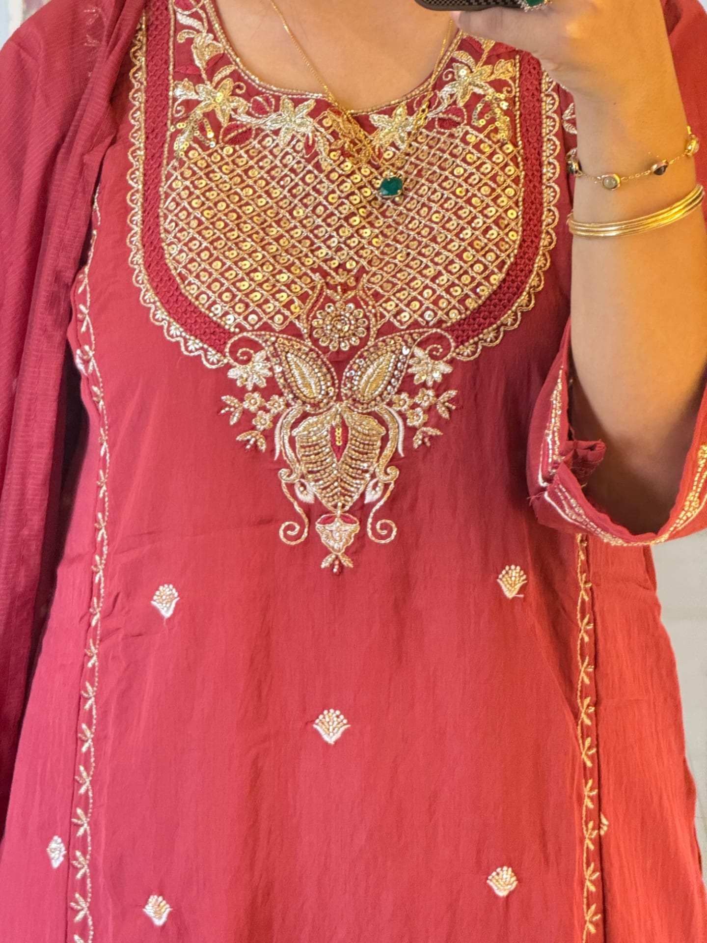 The Festive Rose Suit Set - View 2
