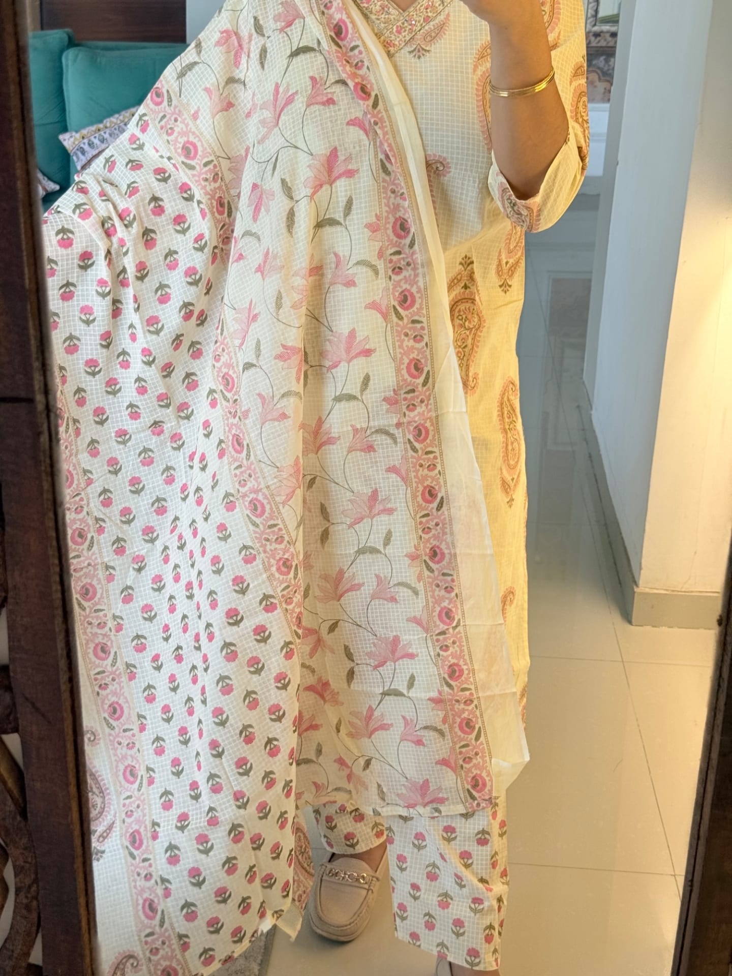 Gulabo Paisley Cotton Suit Set - View 3