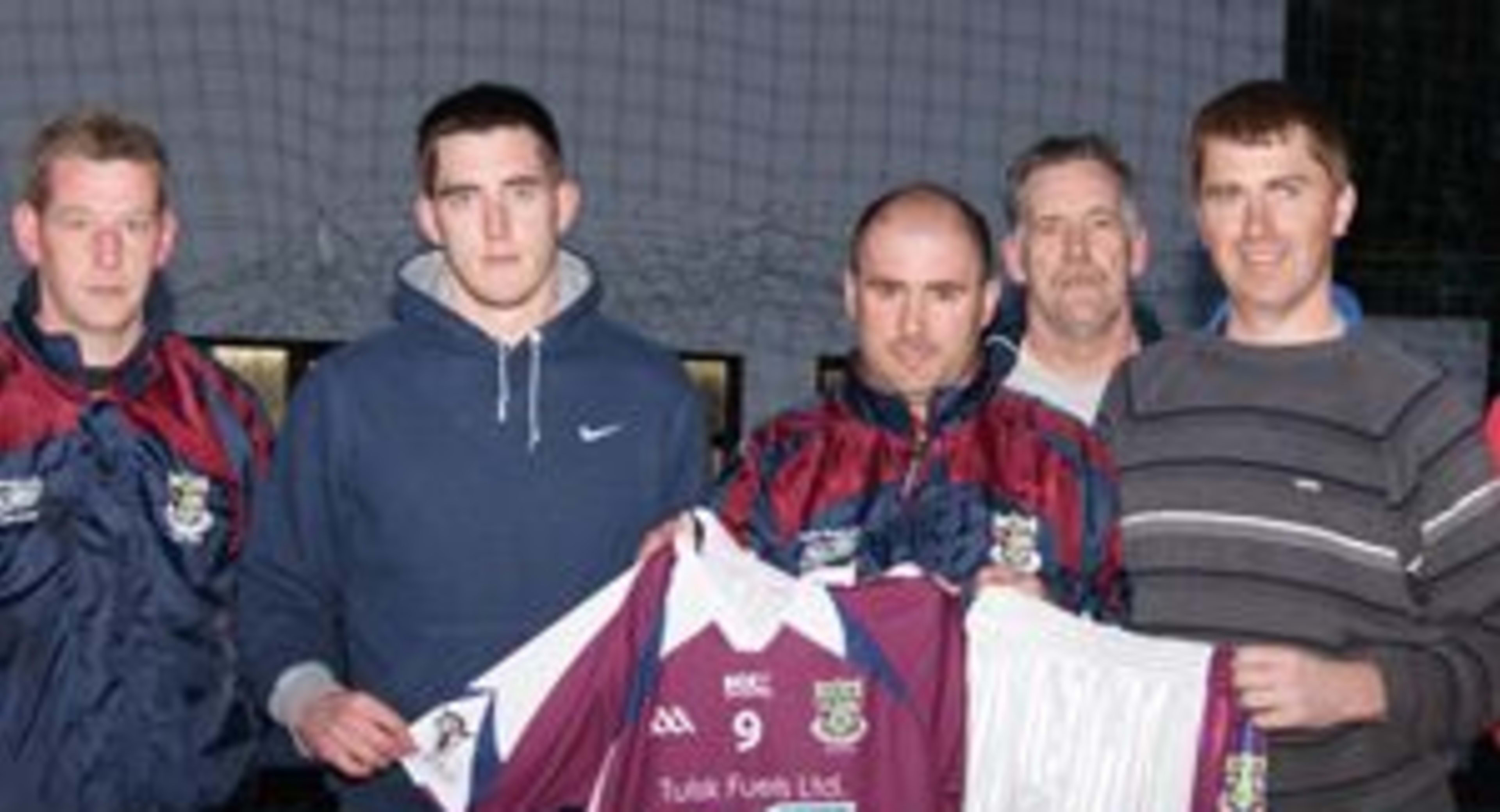 Flogas & Tulsk Fuels sponsor the Tulsk Intermediate Team Kit for 2012