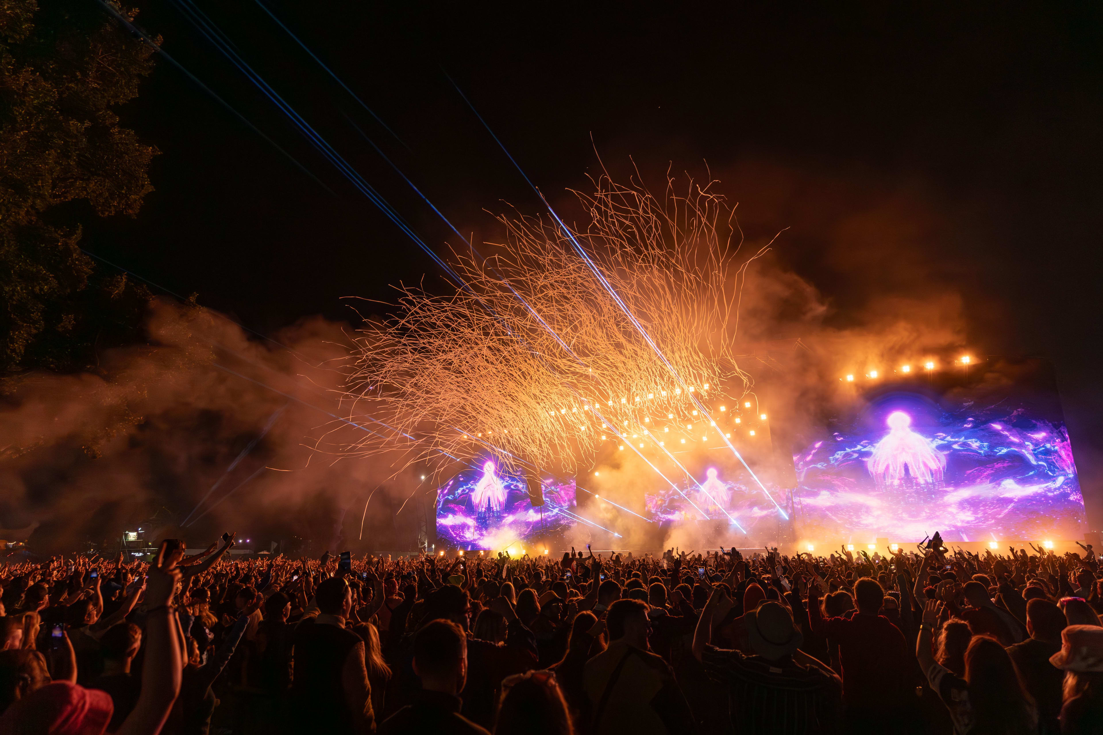 Electric Picnic Teams Up with Flogas to Power Main Stage with Renewable Electricity