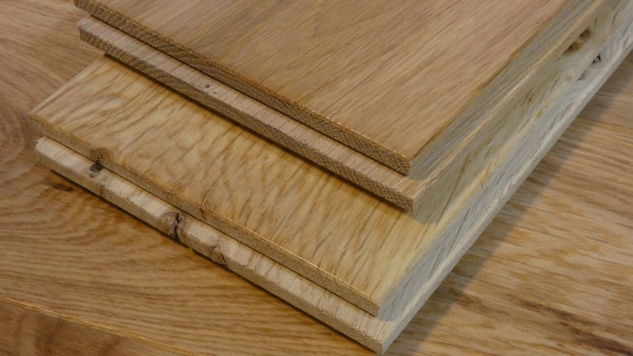 Lacquered Solid Wood 