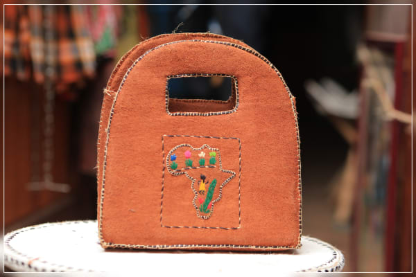 BACKCLOTH GIFT BAG