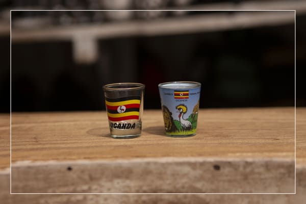 SHORT GLASS