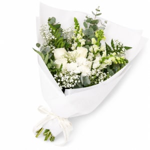 Arctic Belle Flower Bouquet - Standard