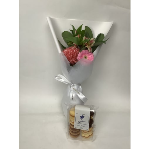 Daily Bouquet - Soft pink blooms and biscuit break