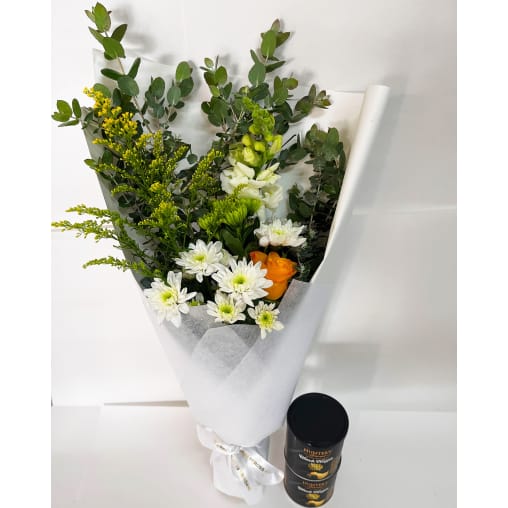 Daily Bouquet — Blooms & Chips, A Comforting Pairing