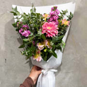 Daily Bouquet Grace in Every Bloom - Standard