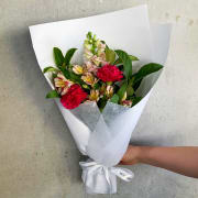 Daily Bouquet Radiance in Bloom - Standard