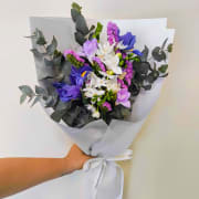 Daily Bouquet Whispers of Grace - Standard