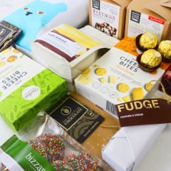 Surprise Me Hamper – Deluxe (No Alcohol) - Standard