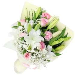 Song Of My Heart Bouquet - Standard