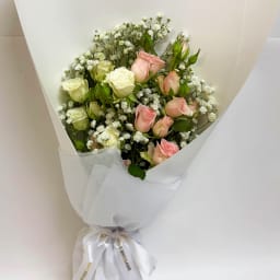 Daily Bouquet Delicate Grace in Bloom