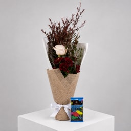 Daily Bouquet - moody rose and chocolate lane