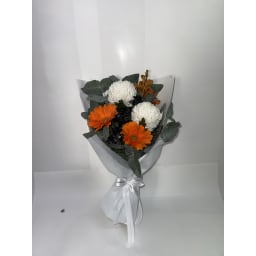 Daily Bouquet - Bright tangerine and ivory hush