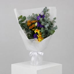 Daily Bouquet - Golden jonquils and violet groove