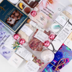 Surprise Pamper Hamper Deluxe No Alcohol