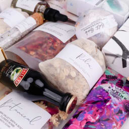 Surprise Pamper Hamper Bite Size Alcohol