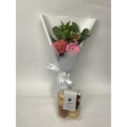 Daily Bouquet - Soft pink blooms and biscuit break
