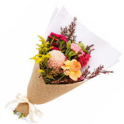 Peachy Paradise Posy