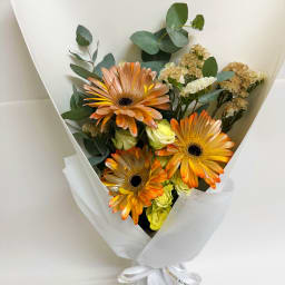 Daily Bouquet Elegant Petals in Bloom