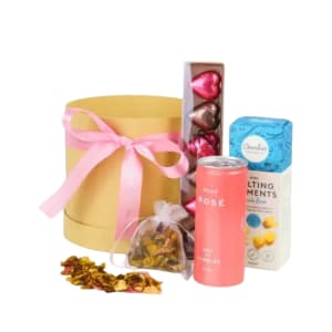 Pastel Rose Hamper