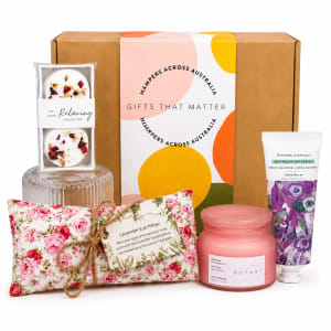 🌸💗 Petals & Pampering Hamper 💗🌸 - Standard
