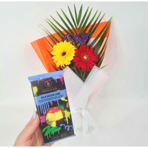 Daily Bouquet Golden Joy & Sweet Moments