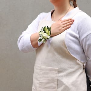 Eternal Whites Corsage