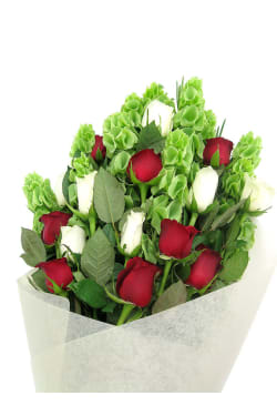 Yuletide Bouquet - Standard