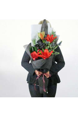 Black Swan's Bouquet - Standard