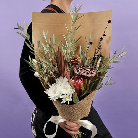 Wild Christmas Bouquet - Standard 1