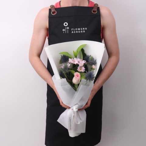 Pink Seaholly Serenade Posy - Standard 1