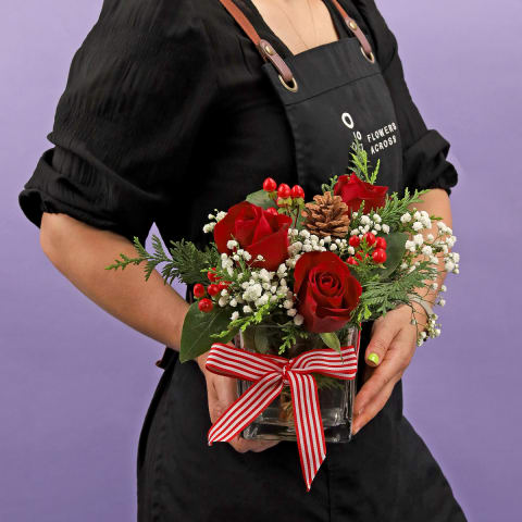 Red Xmas Vase - Standard 1