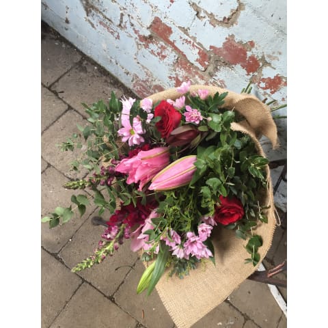 Showoff Flower Bouquet - Standard 4