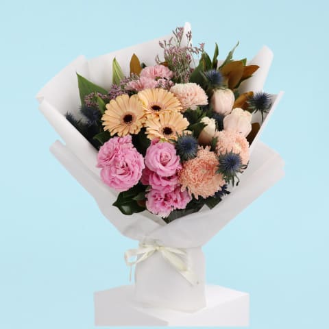 Love Blossoms Bouquet  - Standard 0