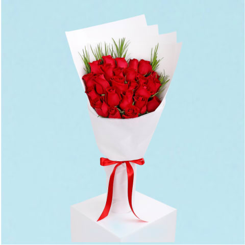 24 Red Roses - Standard 0