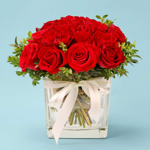 Rose Vase - Deluxe 0